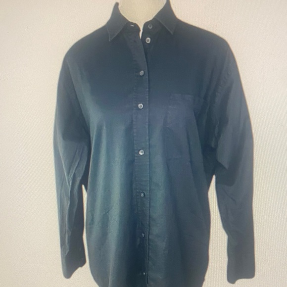 Everlane Women's Black The Cotton
Relaxed Button Front Career Shirt
6/C47 - Picture 1 of 1